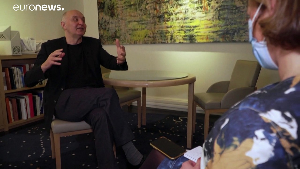 Paris Fashion Week: Schöne Models online