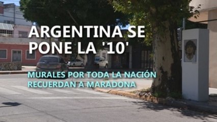Vida y hechos de Maradona son inmortalizados con murales por toda Argentina
