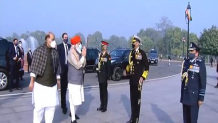 R- Day: PM Narendra Modi reaches National War Memorial