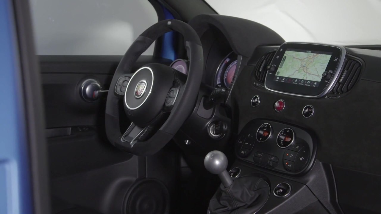 Die neue Abarth 595 Range - Infotainment