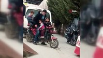 5 çocuk bir yetişkinin bindiği elektrikli bisikleti görenler şaştı kaldı