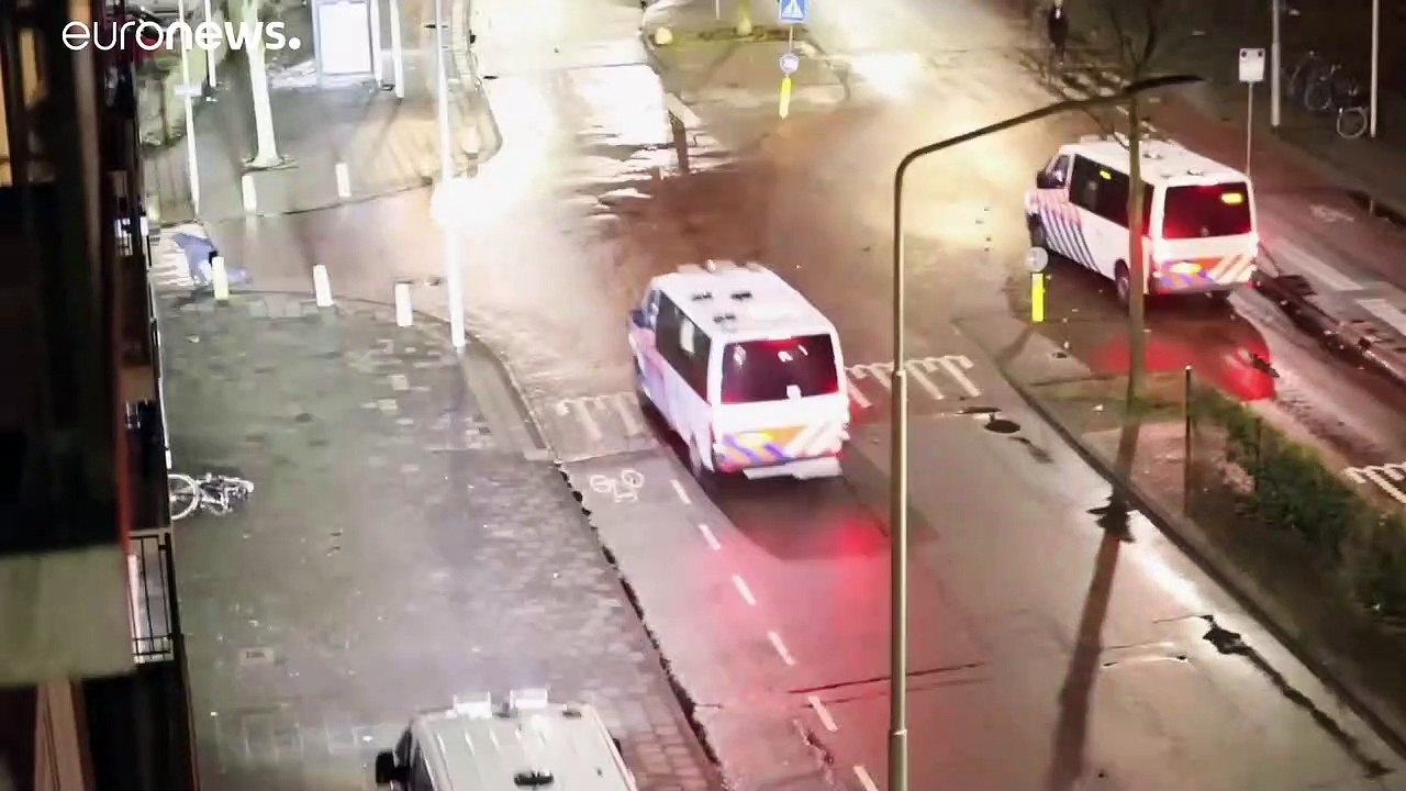 Erneut Corona-Krawalle in den Niederlanden: Wer sind die Randalierer?