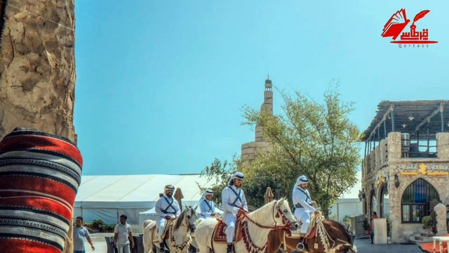 King ny ajnabi sy apni queen k bary main pucha tu easi baat bata dia kh us k pain k nichay sy zmeen nikal gayee