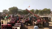 शहर सहित जिले भर में किसान आंदोलन के समर्थन में निकाली ट्रैक्टर रैलियां