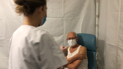 Jean, 2e vacciné au centre de Lorient La Base