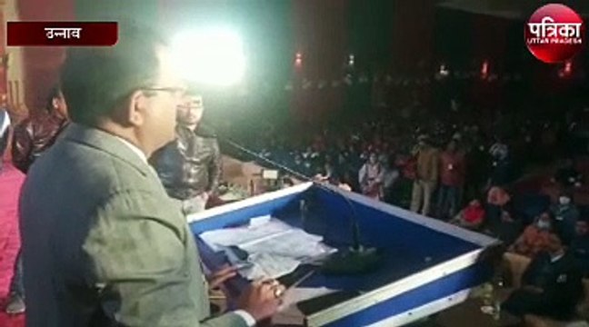 भारतीय लोकतंत्र की जड़ें गहरी - जिलाधिकारी