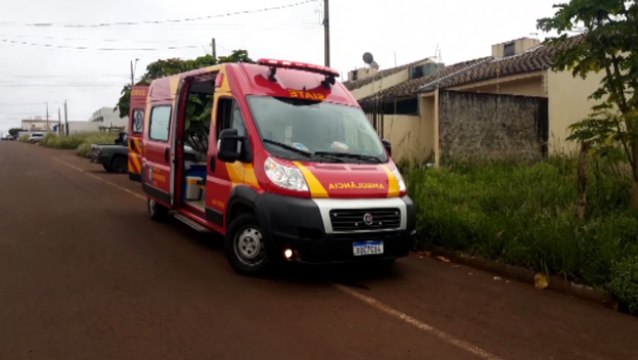 Bombeiros atendem vítima que caiu em banheiro de residência no Loteamento Florais do Paraná