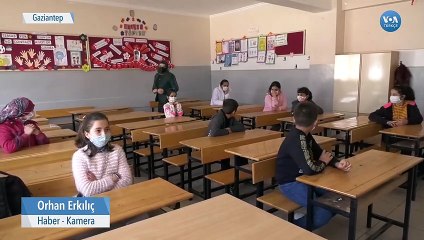 İngilizce Öğretmeni Dünya Çocuklarını Çevrimiçi Derste Buluşturuyor