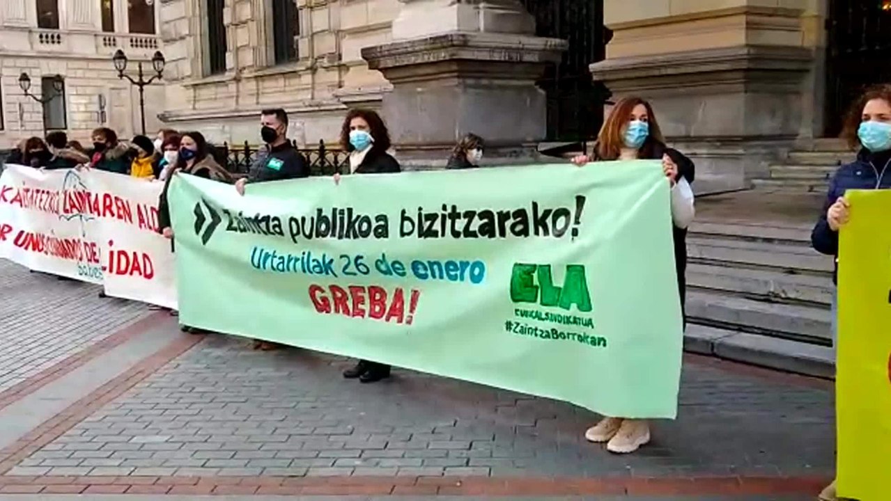 Trabajadoras de Cuidados piden un modelo público