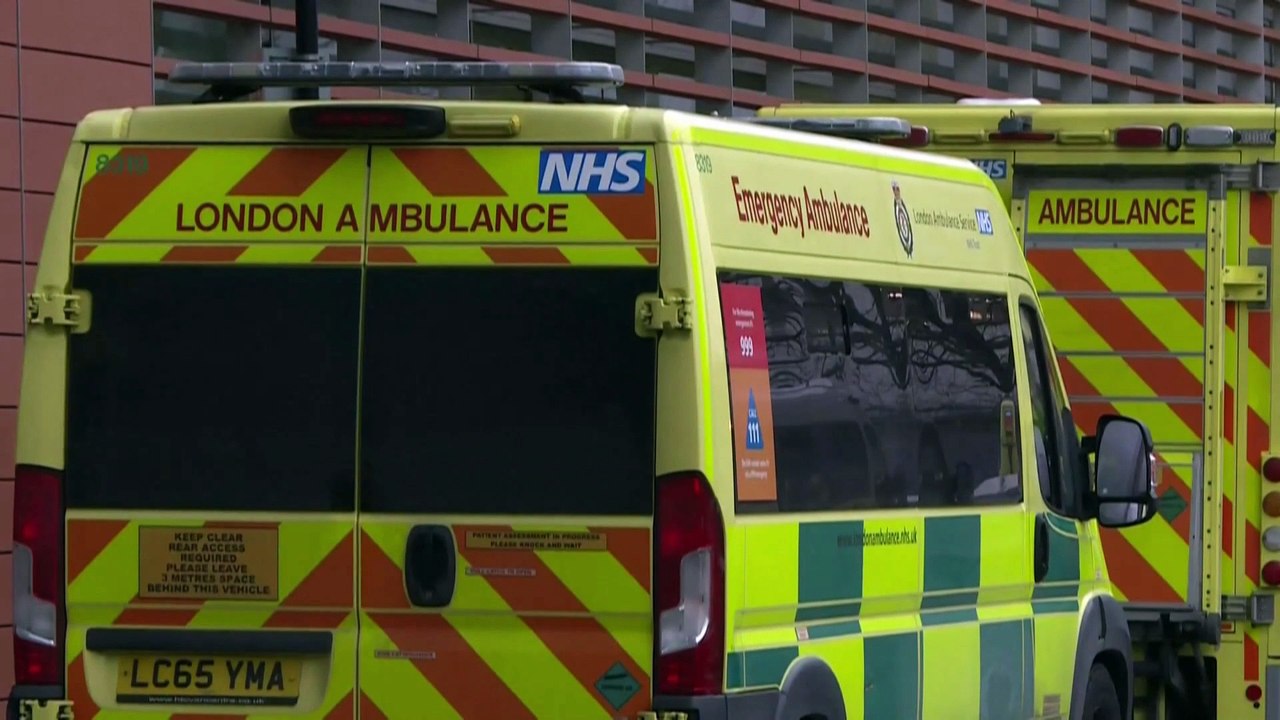 Koronavírus: már több mint százezren haltak meg az Egyesült Királyságban