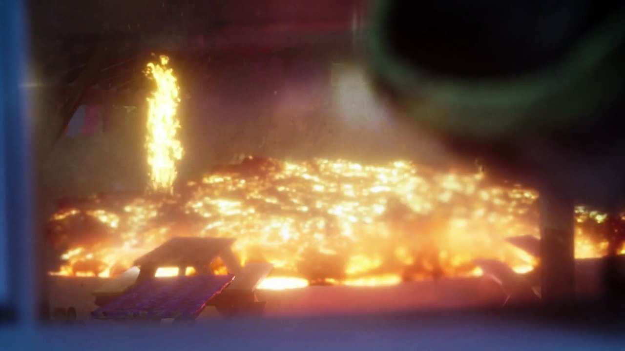 911 LONE STAR - Clip from episode 2 season 2 - Grace Helps A Woman Trapped In Her Food Truck