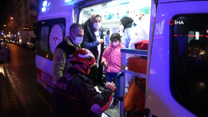 Özel halk otobüsü ile ticari taksi çarpıştı: 3 yaralı