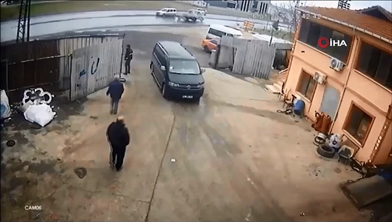 Kontrolden çıkan tanker karşı şeride geçti... Faciadan dönülen anlar anbean kamerada