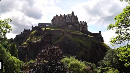 Top 10 BIGGEST Castles on the Earth