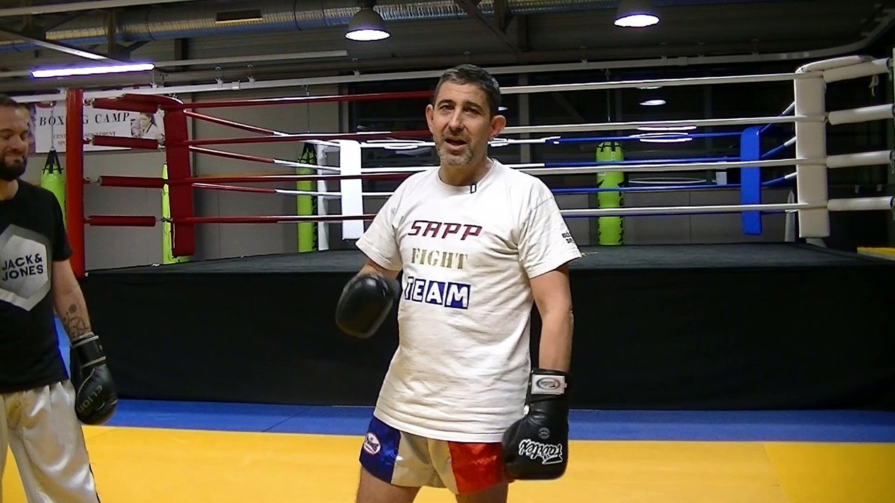 ENCHAINEMENT DE KICK BOXING K1