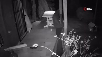 Şiddetli lodos masayı böyle uçurdu