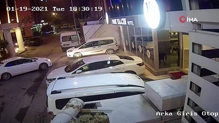 2.7 milyon liralık silahlı gasp girişimi kuryeye takıldı