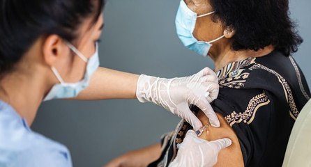 ‘Toplumsal bağışıklık için 60 milyon kişinin aşılanması gerekiyor’