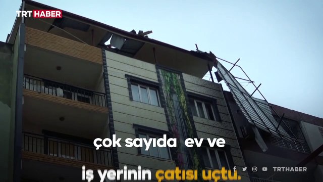 Manisa'da fırtına: Caminin minaresi yıkıldı