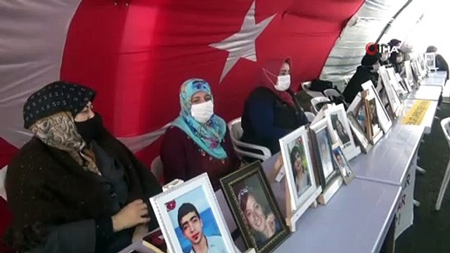 HDP önündeki aileler evlat nöbetini kararlılıkla sürdürüyor