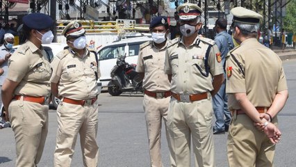 下载视频: Violence on R-Day: Delhi police plans to arrest miscreants