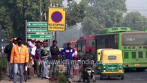 Tilak Marg traffic pre Republic Day 2021 _ Cars, pedestrians, hawkers cops in front of the SC