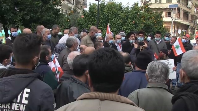 احتجاجات في مدن لبنانية للمطالبة بإنهاء الإغلاق التام