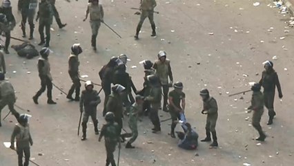 كيف قضى الانقلاب على أحلام المصريين في ثورة يناير؟