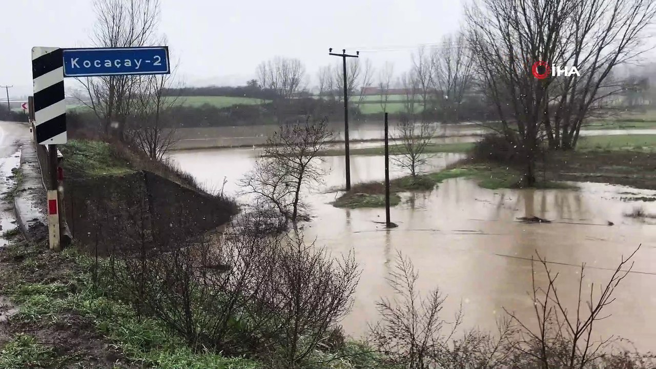- Kocabaş Çayı taştı, tarlalar su altında kaldı