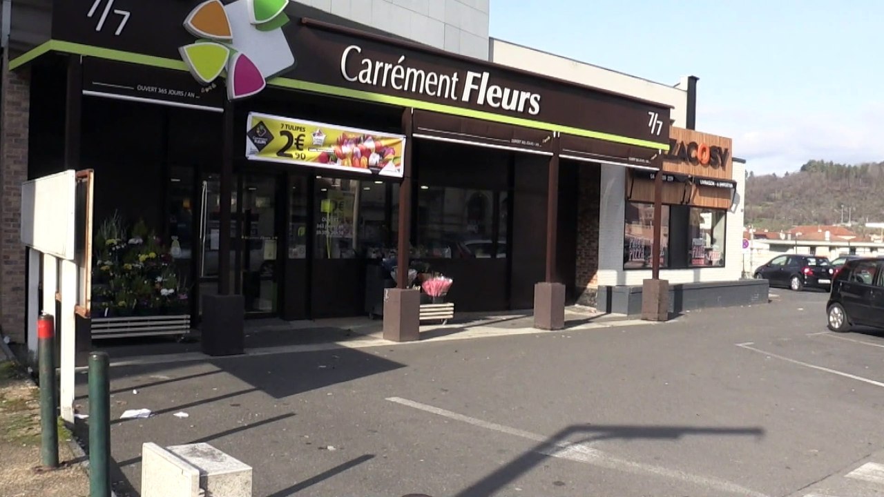 Firminy : une famille agressée dans la cours de...
