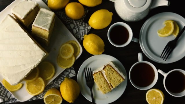 Lemon Cake with Cream Cheese Frosting