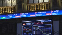 El Ibex 35 cede un 1,41 % lejos de los 7.900 puntos