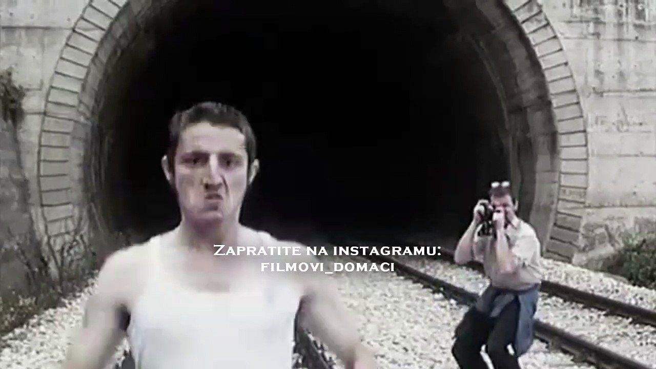 Lajanje na zvezde - Ide voz / Domaci film