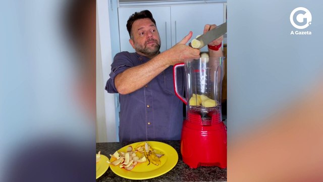 Aprenda a fazer um sorvete de frutas pro seu pet