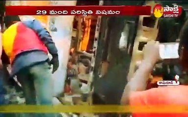 ఘోర రోడ్డు ప్రమాదం: 53 మంది మృతి
