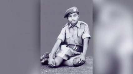 As a child Modi joined NCC, inspects Guard of Honour