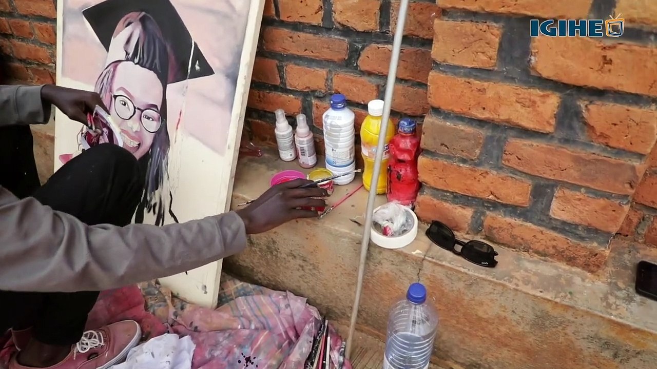 Yashushanyije Miss Jolly_ Ubuhanga bwihariye bwa Uwukunda ushushanya atabona