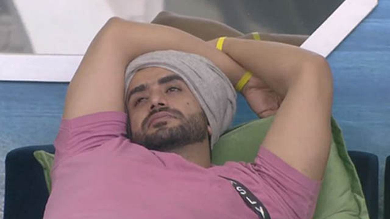 Bigg Boss 14; Aly Goni day dream about Jasmin Bhasin; Check Out | FilmiBeat