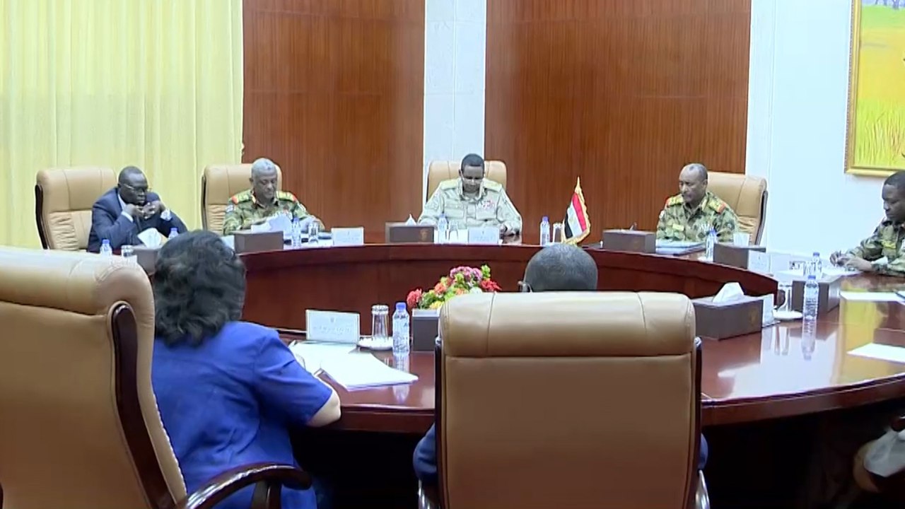 عوامل تؤخر تشكيل الحكومة السودانية الجديدة