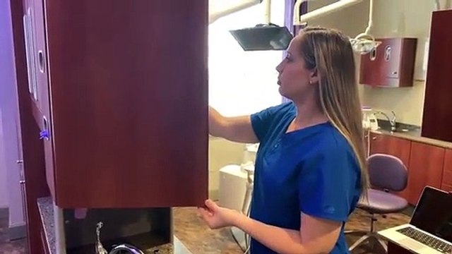 How You Brush Your Teeth With A Round Toothbrush