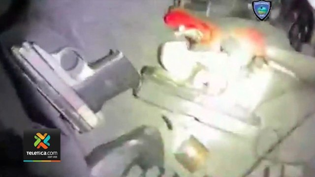 tn7-detienen-a-cuatro-hombres-cuando-intentaban-asaltar-peones-agricolas-280121