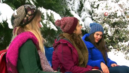 Kar yeninden yağdı, vatandaşlar soluğu kentin yüksek kesimlerinde aldı