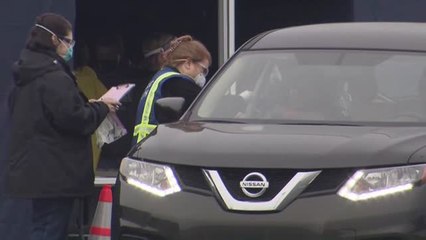 Vacunaciones masivas en EEUU sin bajarse del coche.