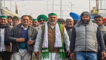 People in support of Rakesh Tikait blocked road in Jind