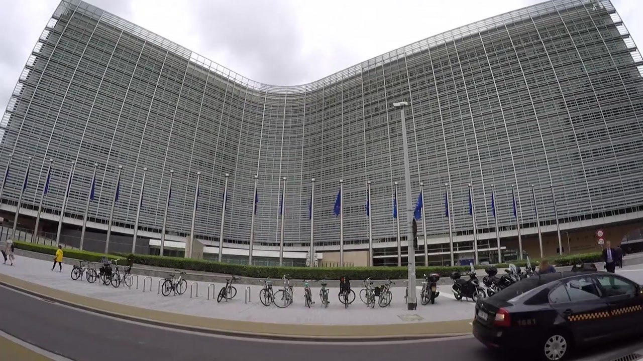 "EU, 코로나19 백신 수출 차단 시스템 곧 도입"...WHO "인내심 갖고 기다려...