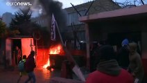 متظاهرون يصبّون جام غضبهم أمام منازل سياسيي طرابلس في شمال لبنان