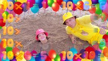 Los Meñiques De La Casa - Aprende La Tabla De Multiplicar Del 1 Y Del 10 Con Globos En La Playa