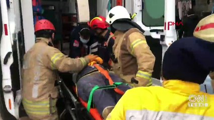 Balkonları çöken bina; 44 gün sonra yıktırıldı