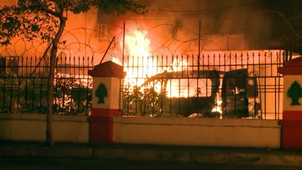 Λίβανος: Νύχτα οδομαχιών στην Τρίπολη - Οργή λαού για πανδημία και οικονομική κρίση