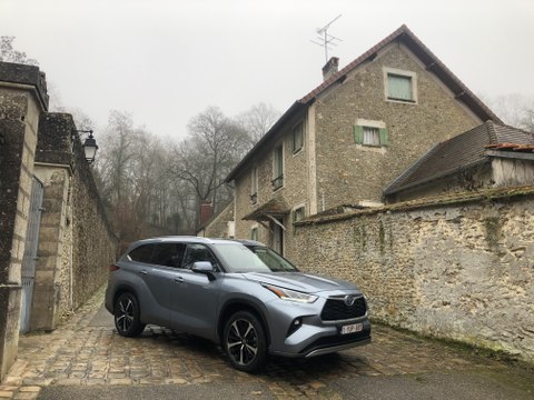 Essai du nouveau Toyota Highlander Hybride (2021) : premier contact